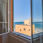 Miramare Di 酒店 瓦里格提
