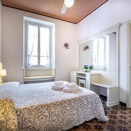 Miramare Di Hotel Varigotti