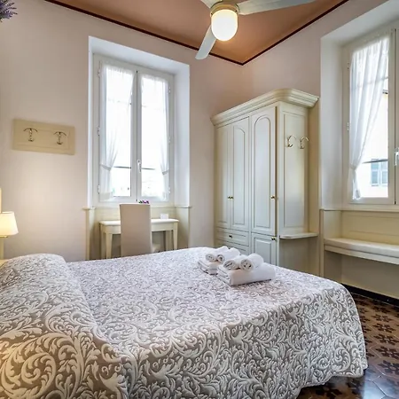 Miramare Di Szálloda
