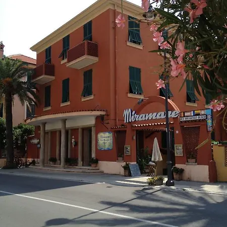 Miramare Di فندق 2*