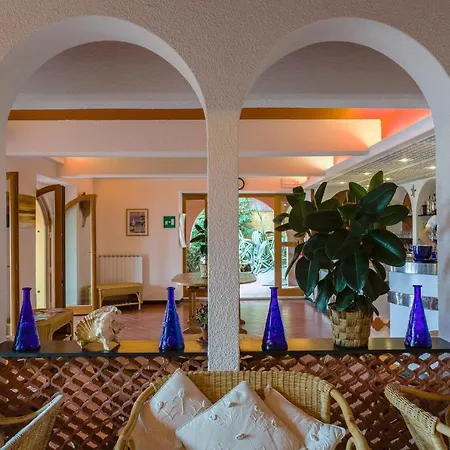 Miramare Di 2*