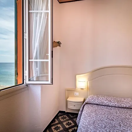 Miramare Di Hotell Varigotti
