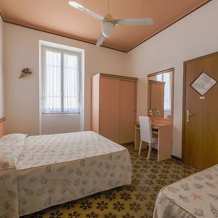 Miramare Di Hotell