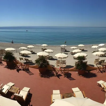 Miramare Di Hotell